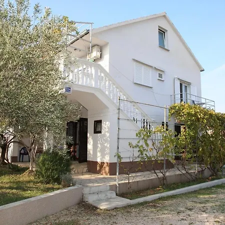 With A Parking Space - 16190 Vodice