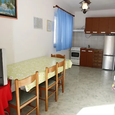 Apartment With A Parking Space - 16190 Vodice