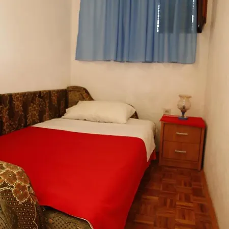 Apartment With A Parking Space - 16190 Vodice