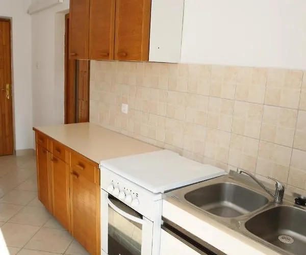 With Parking Space - 16190 * Vodice