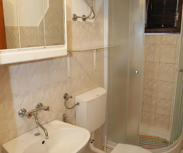 With Parking Space - 16190 Vodice