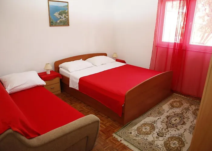 With Parking Space - 16190 Apartment Vodice