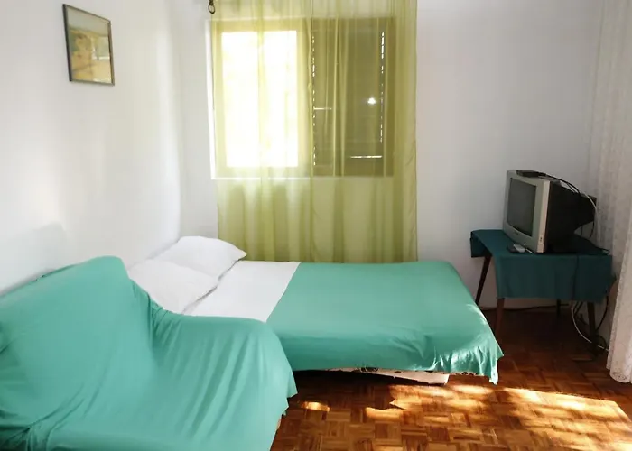 With Parking Space - 16190 Apartment *